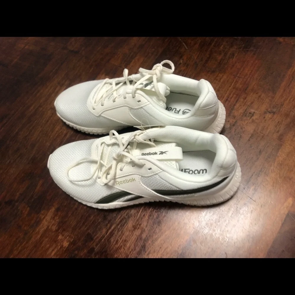 Reebok sz women’s